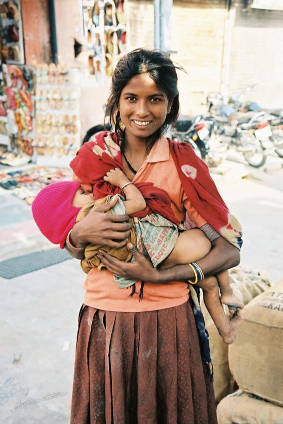 Mother & Child I, Jaipur, Rajasthan, India Mother & Child I, Jaipur, Rajasthan, India